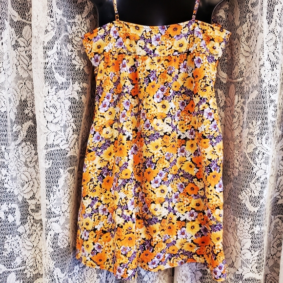 Boho Floral Dress - Picture 2 of 6
